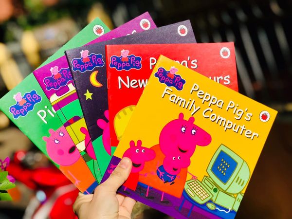Bộ Peppa Pig 10 quyển túi vải