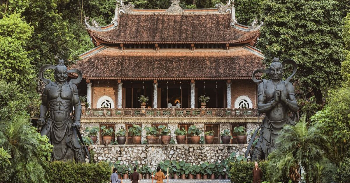 Chùa Tiên Ninh Bình – Chốn Linh Thiêng Giữa Núi Đá