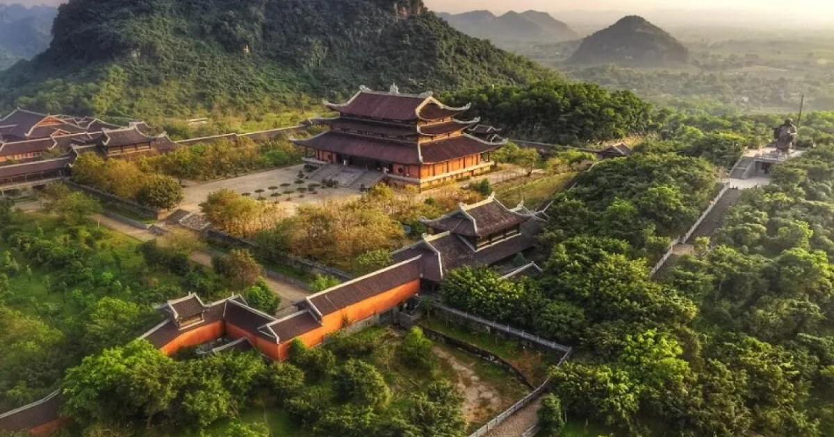 Ninh Bình Tháng 2: Khi Thiên Nhiên Và Lễ Hội Cùng Lên Tiếng