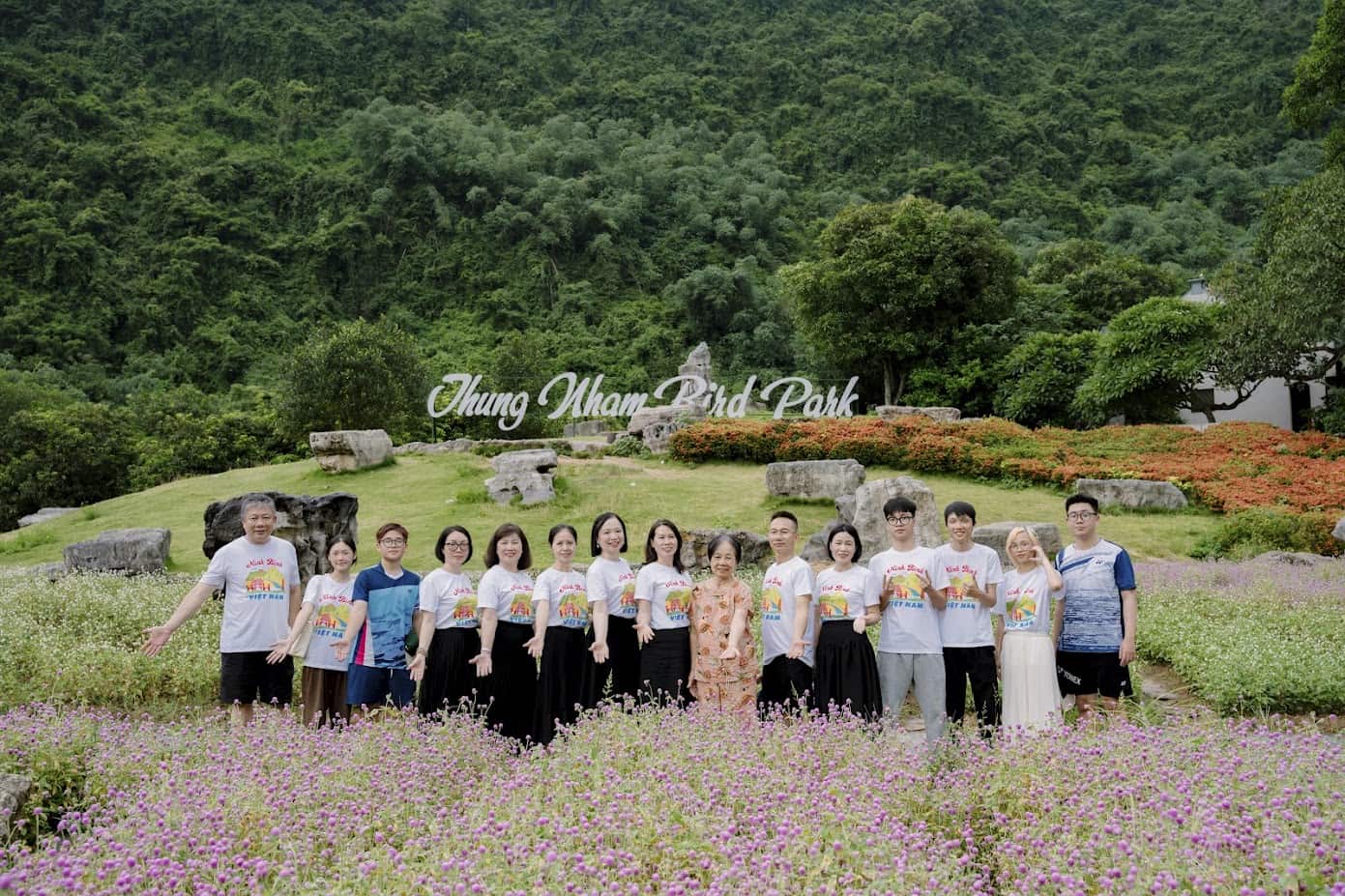 Đoàn khách Tam Sinh Travel tại Thung Nham