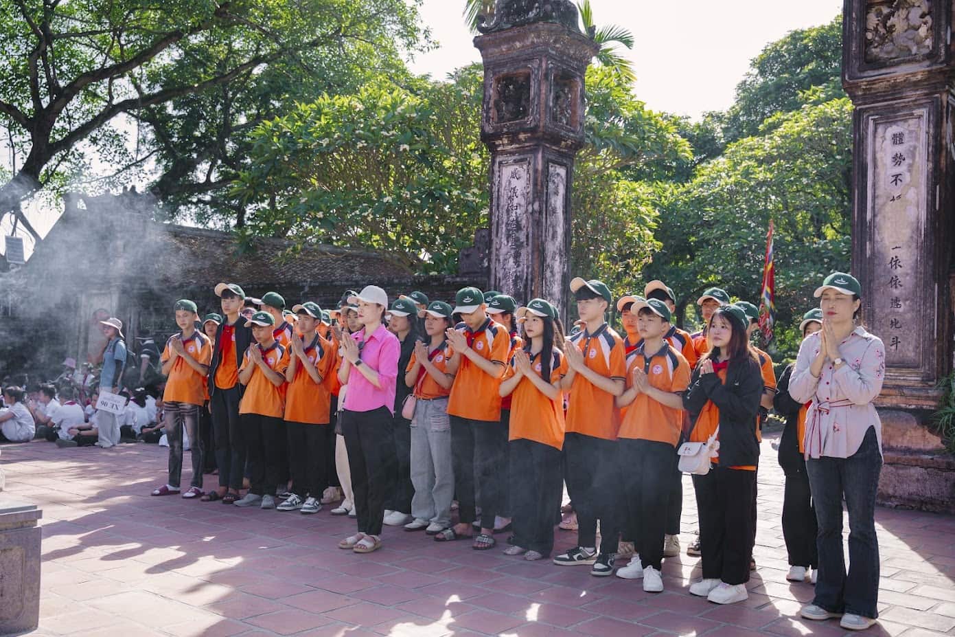 Hành trình về nguồn tại Cố đô Hoa Lư