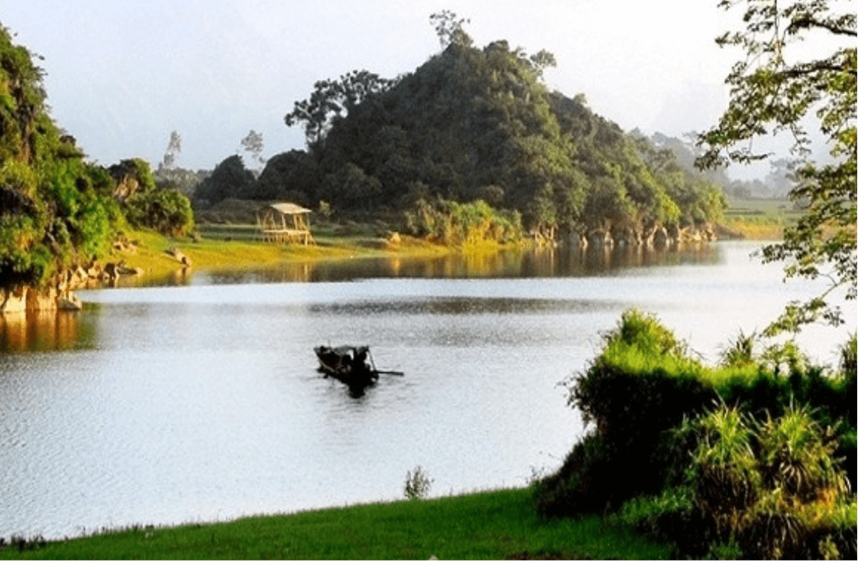 Đôi Nét Về Bát Cảnh Sơn – Di Tích Tâm Linh Nổi Tiếng Ở Tỉnh Ninh Bình Mới (Hà Nam Cũ)