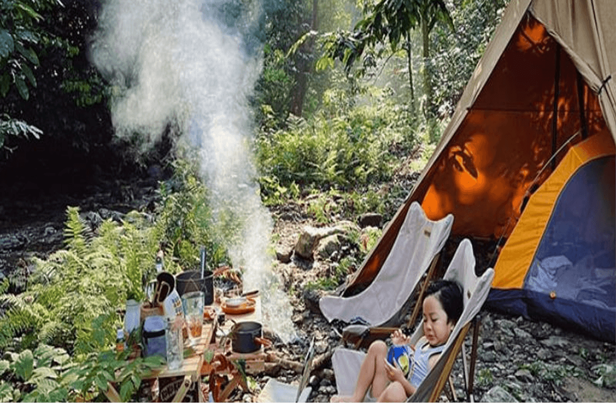 Cắm trại giữa thiên nhiên hoang sơ
