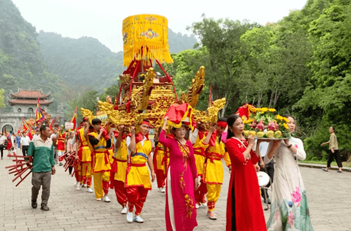 Giới thiệu đền Nguyễn Công Trứ