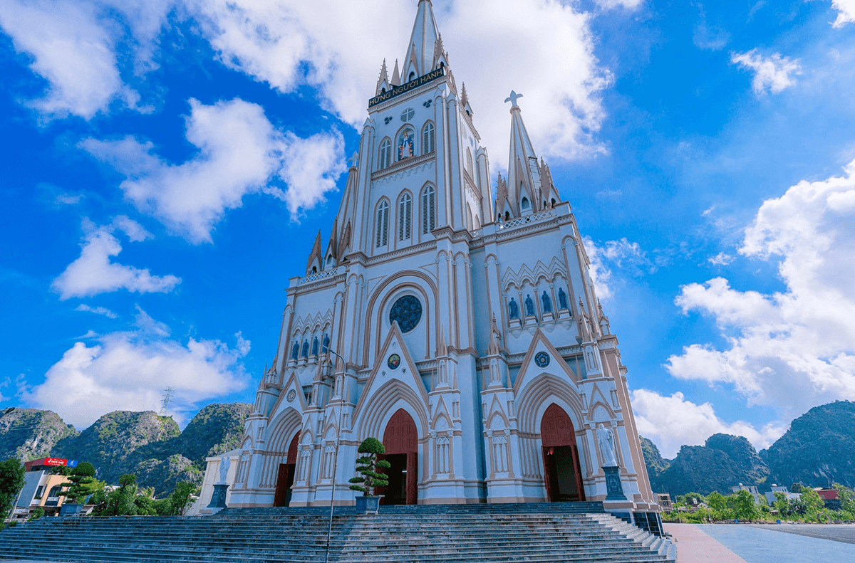 Kiến Trúc Gothic Hùng Vĩ