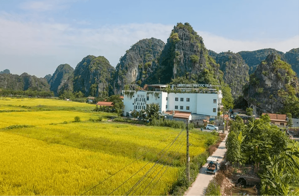 Liberty Hall Tam Coc Hotel & Villa