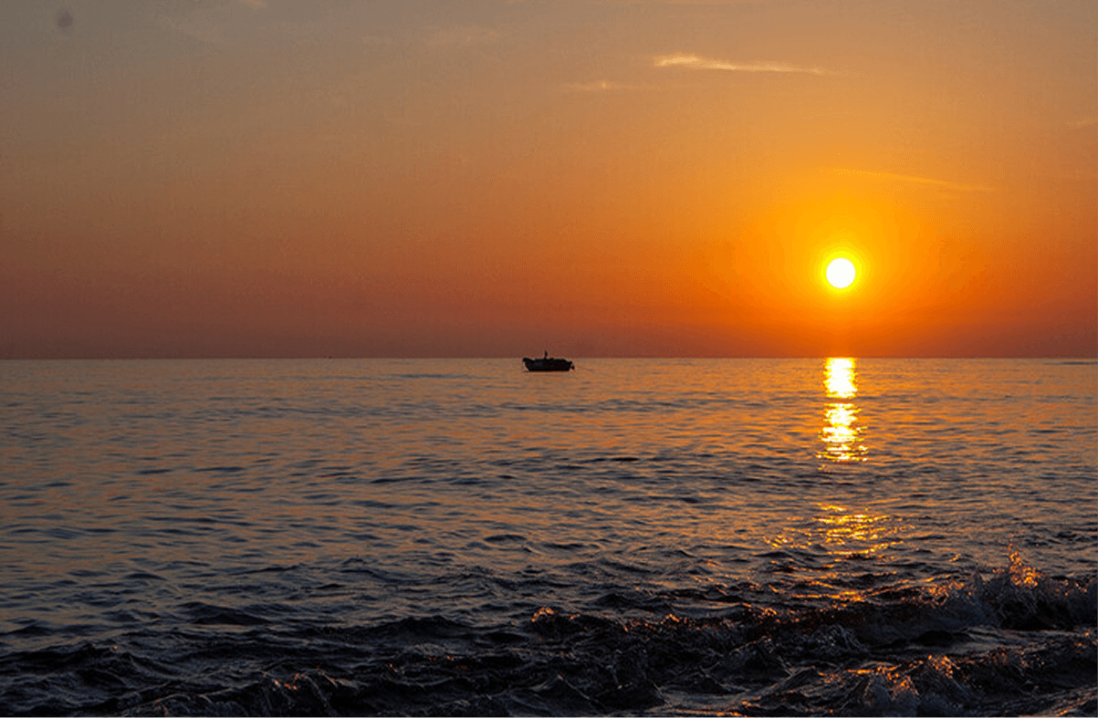 Ngắm Bình Minh và Hoàng Hôn Tuyệt Đẹp