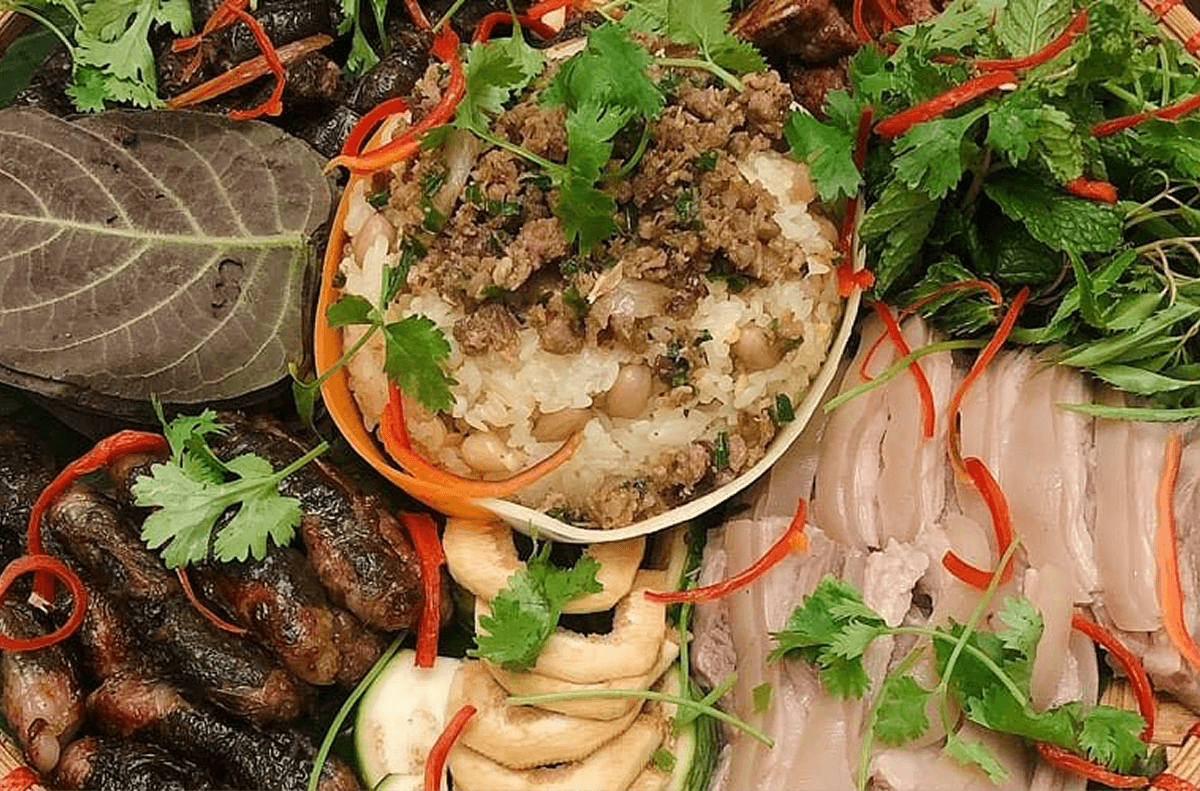 Nhà hàng Hoàng Long