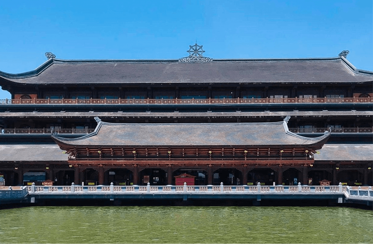 Nhà Khách Thủy Đình