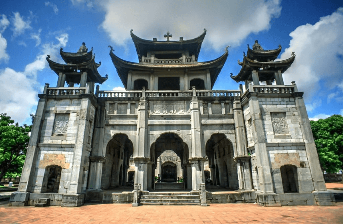 Nhà thờ đá Phát Diệm