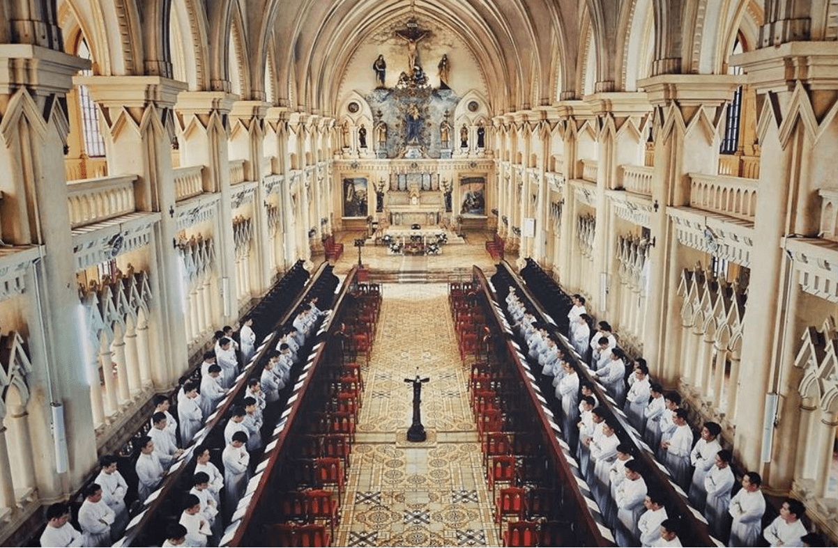 Thời Điểm Lý Tưởng Để Ghé Thăm Đan Viện Châu Sơn