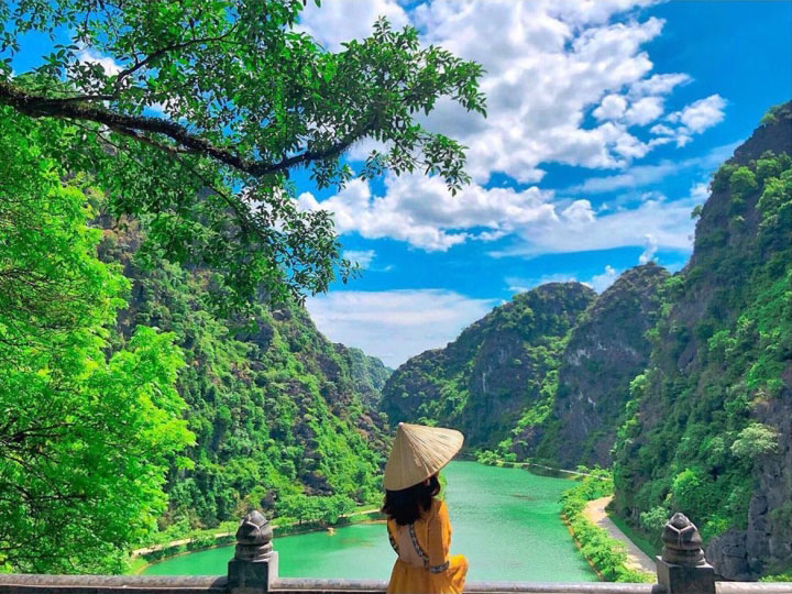 Tuyệt Tịnh Cốc (Động Am Tiên)