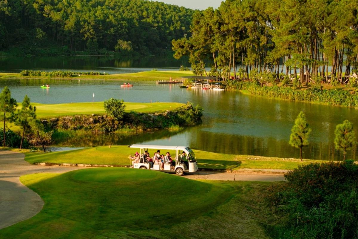 Đồi Thông Hồ Đồng Chương