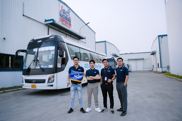 Đội ngũ Tam Sinh Travel