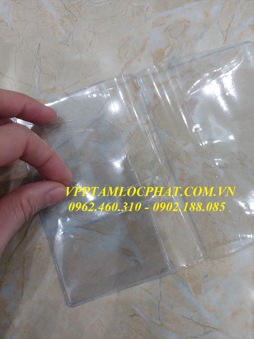 BAO ĐỰNG HỘ CHIẾU PASSPORT nhiều ngăn, trong suốt (loại 1)