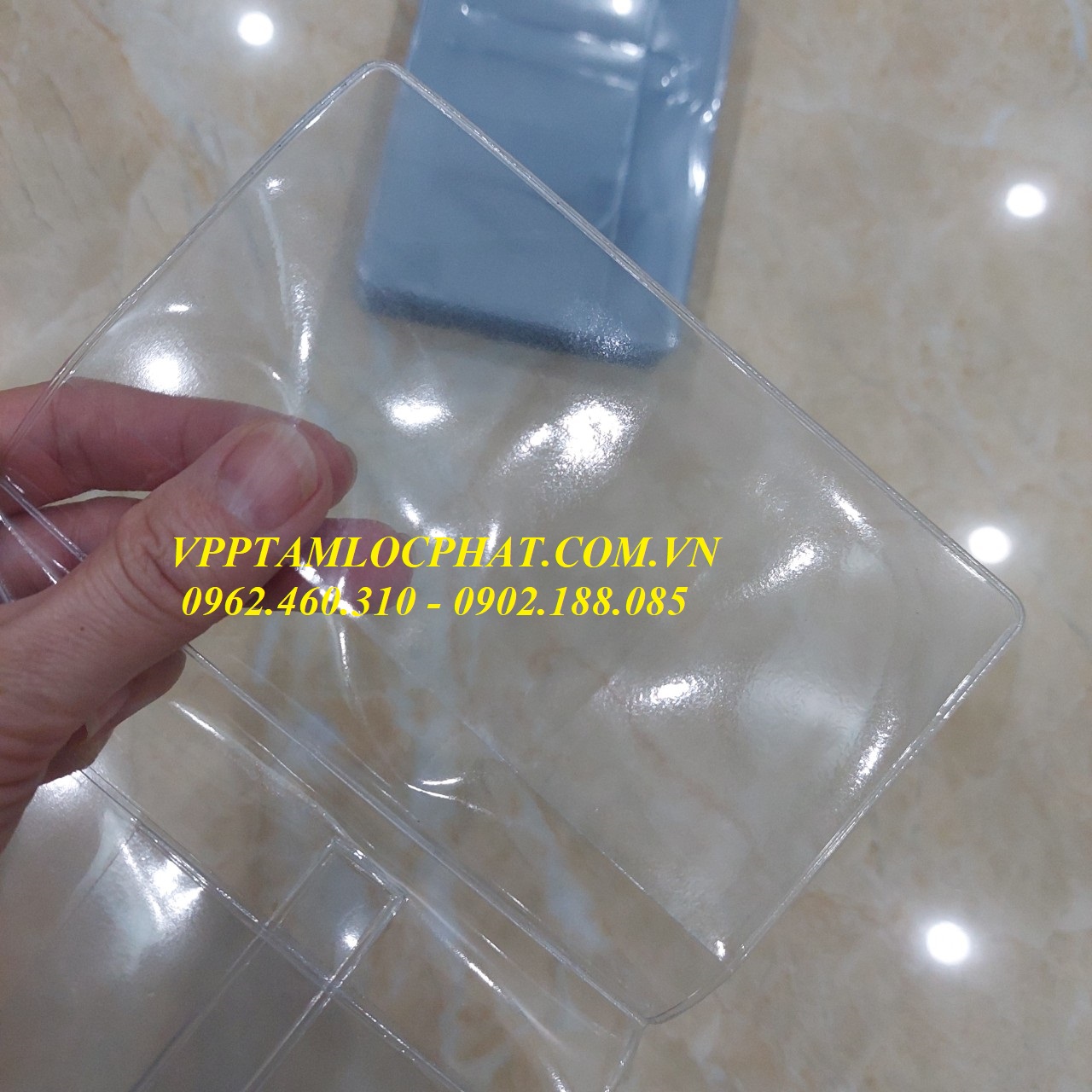 BAO ĐỰNG HỘ CHIẾU PASSPORT nhiều ngăn, trong suốt (loại 1)