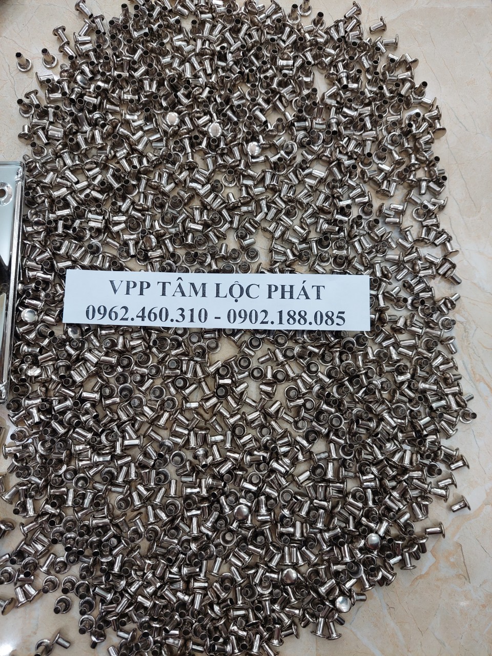 100 ĐINH TÁN (8*3.8*7mm) dùng cho khóa trình ký, khóa còng nhẫn, khóa còng bật,...