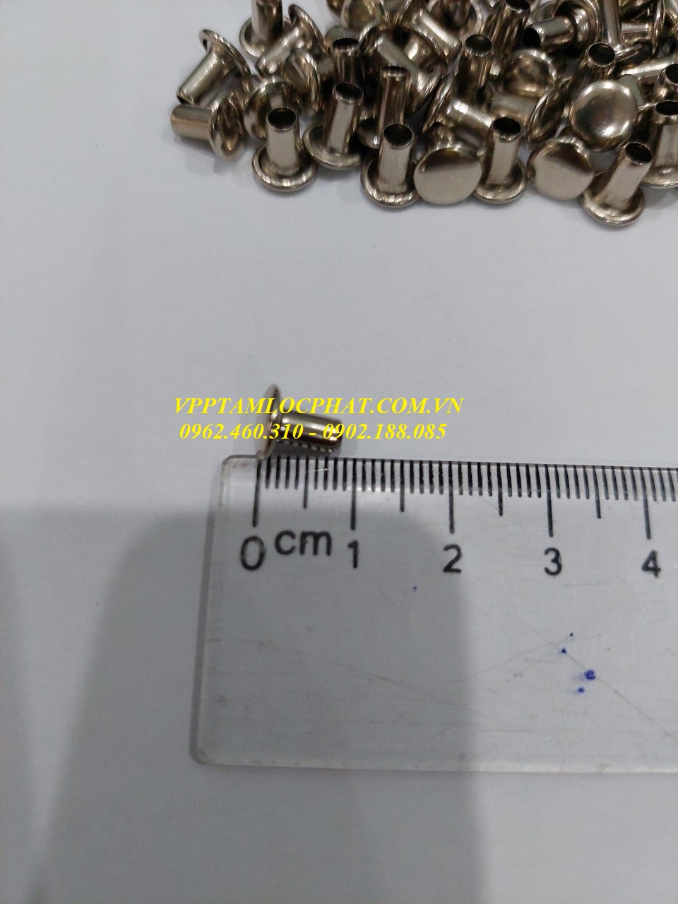100 ĐINH TÁN (8*3.8*7mm) dùng cho khóa trình ký, khóa còng nhẫn, khóa còng bật,...