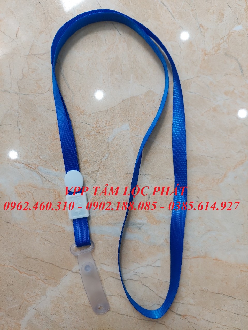 DÂY ĐEO THẺ LỤA MÓC NHỰA MÀU XANH BIỂN (loại 1)