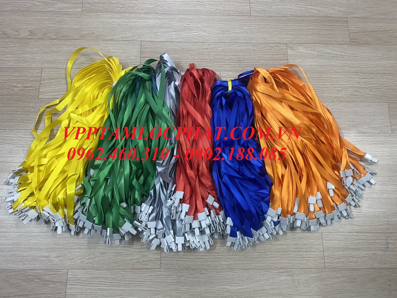 DÂY ĐEO THẺ LỤA MÓC NHỰA GẬP các màu, bản rộng 1.5cm (LOẠI 1) SỈ LH ĐỂ CÓ GIÁ TỐT NHẤT