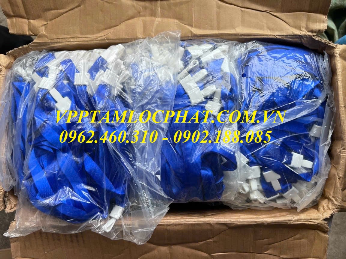 DÂY ĐEO THẺ LỤA MÓC NHỰA GẬP màu xanh biển, bản rộng 1.5cm (LOẠI 1)