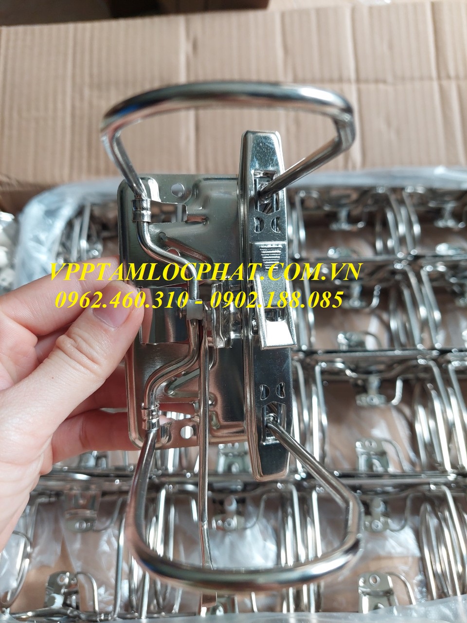 Khóa còng bật 10cm Trà My (gồm khóa còng + nẹp còng)