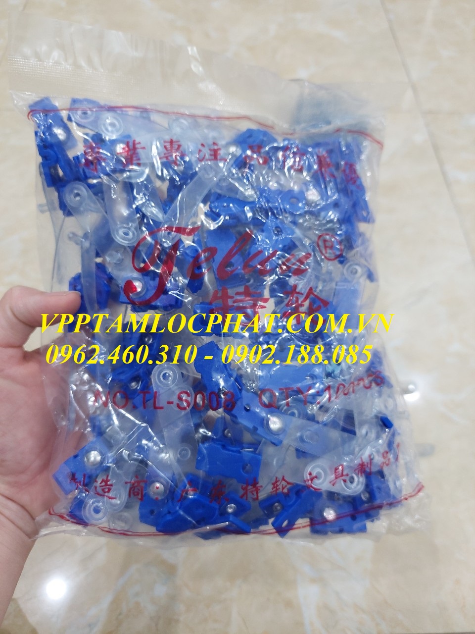 Túi 100 chiếc KẸP THẺ NHỰA màu xanh (HÀNG CAO CẤP)