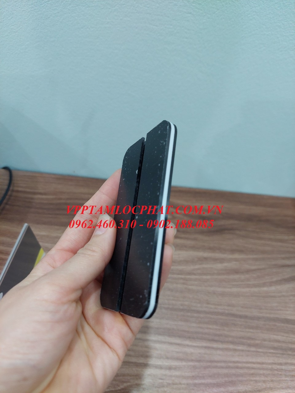 Menu mica A6 SN trong suốt (đế đen)