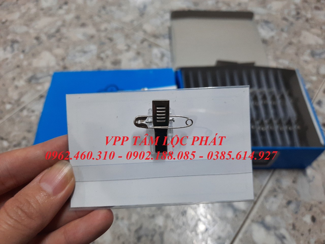 Hộp 50 chiếc THẺ CÀI SAKURA - Kẹp thẻ hội nghị
