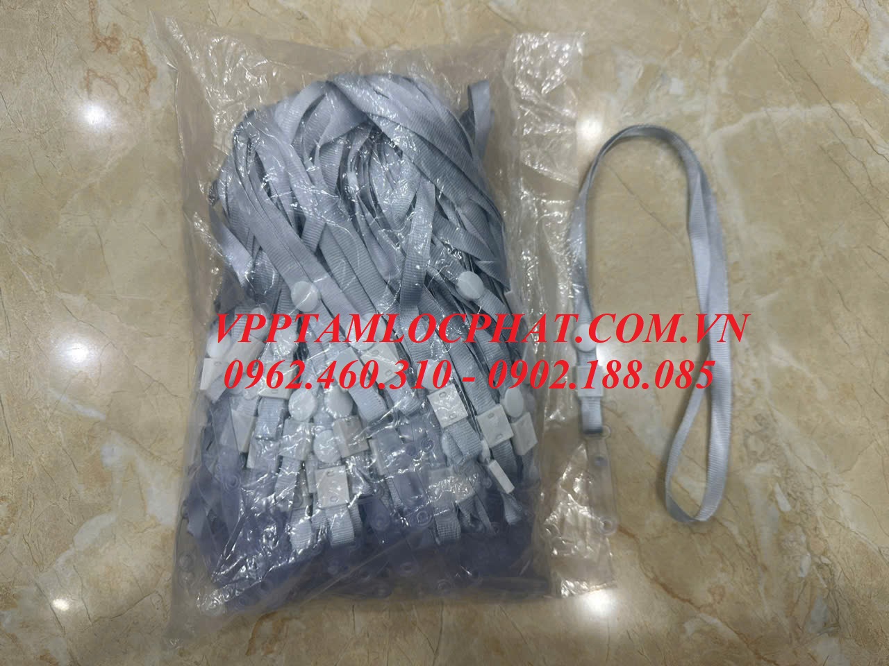 DÂY ĐEO THẺ LỤA MÓC NHỰA MÀU GHI - MÀU XÁM (loại 1)
