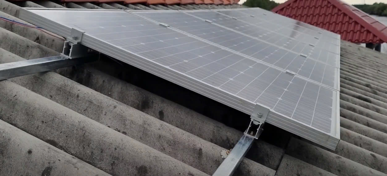 các cách cố định tấm pin năng lượng mặt trời