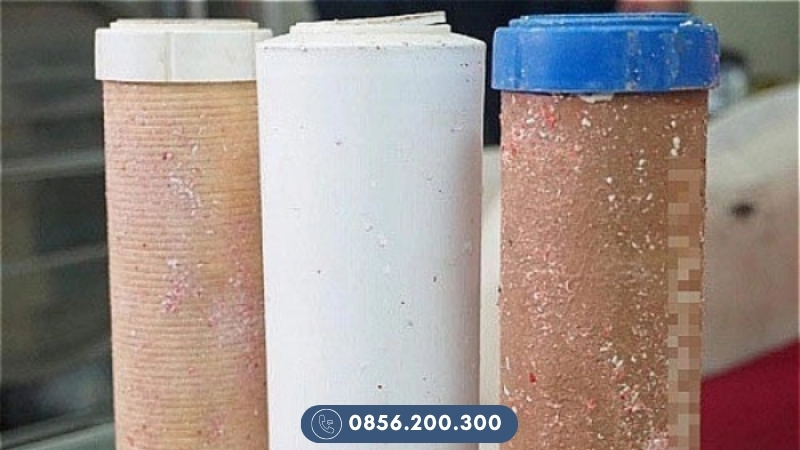 Lõi lọc thô Karofi dơ làm nước chảy yếu