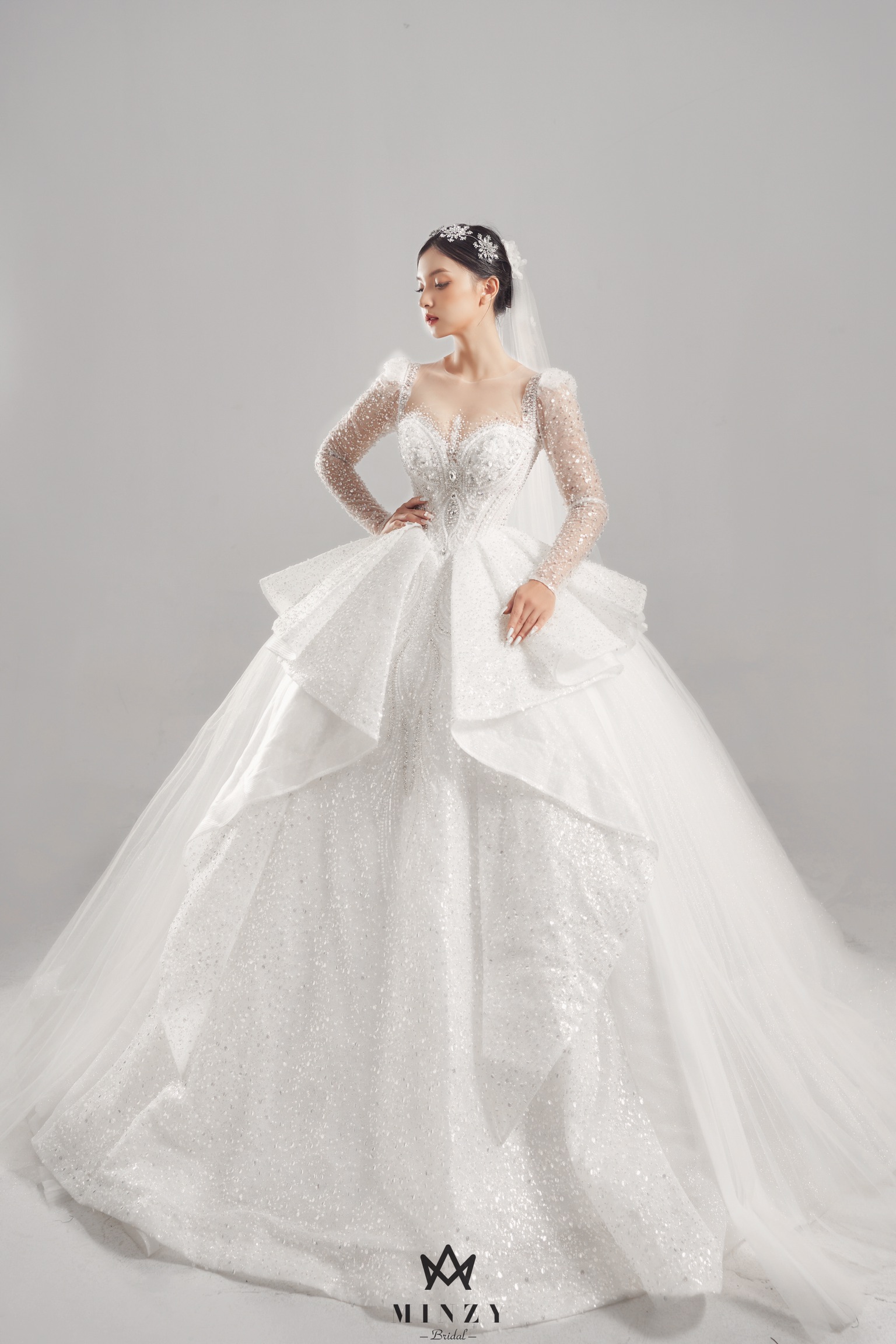 Váy cưới cao cấp Minzy Bridal Haute Limited
