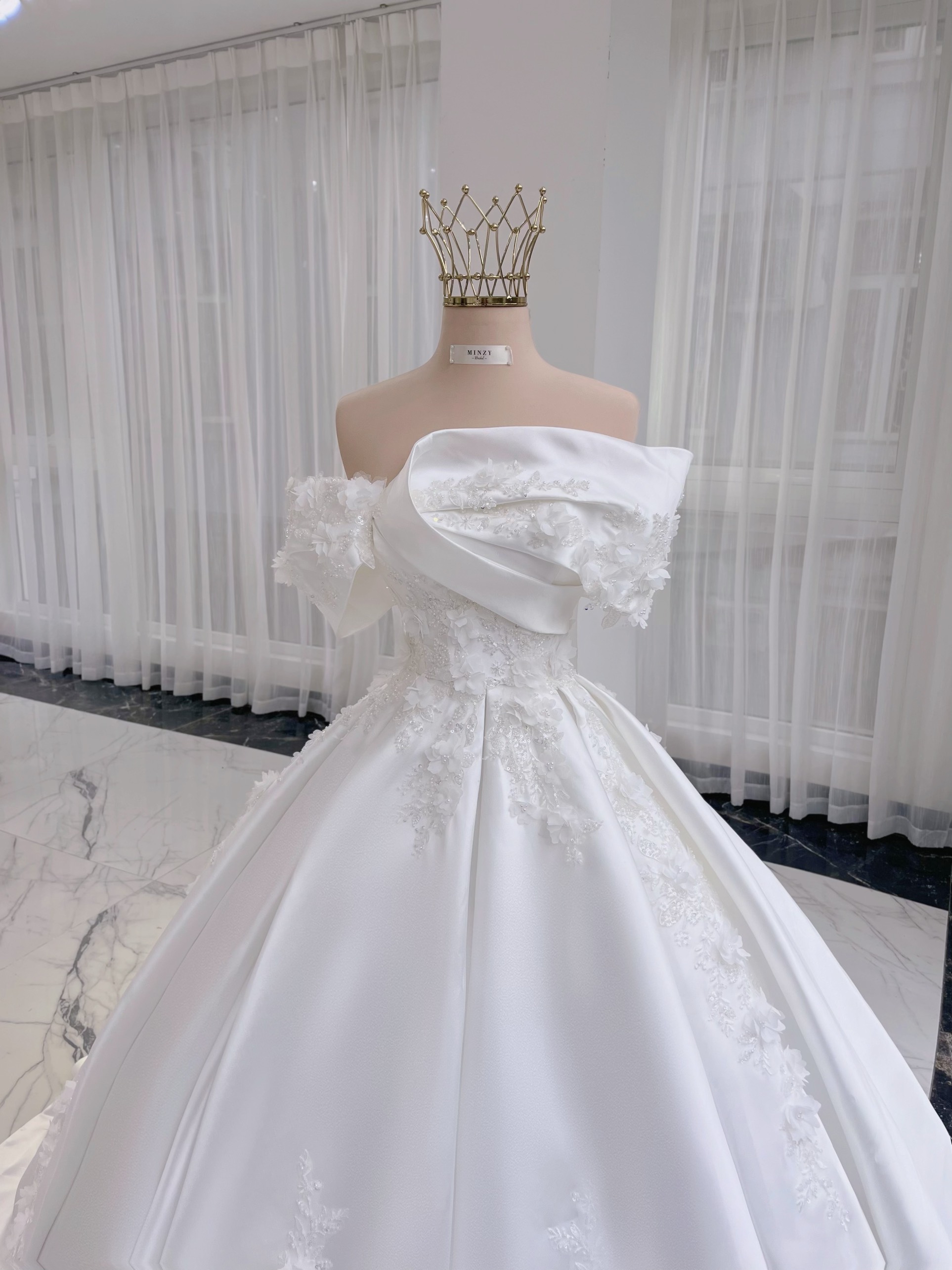 Elegant 07