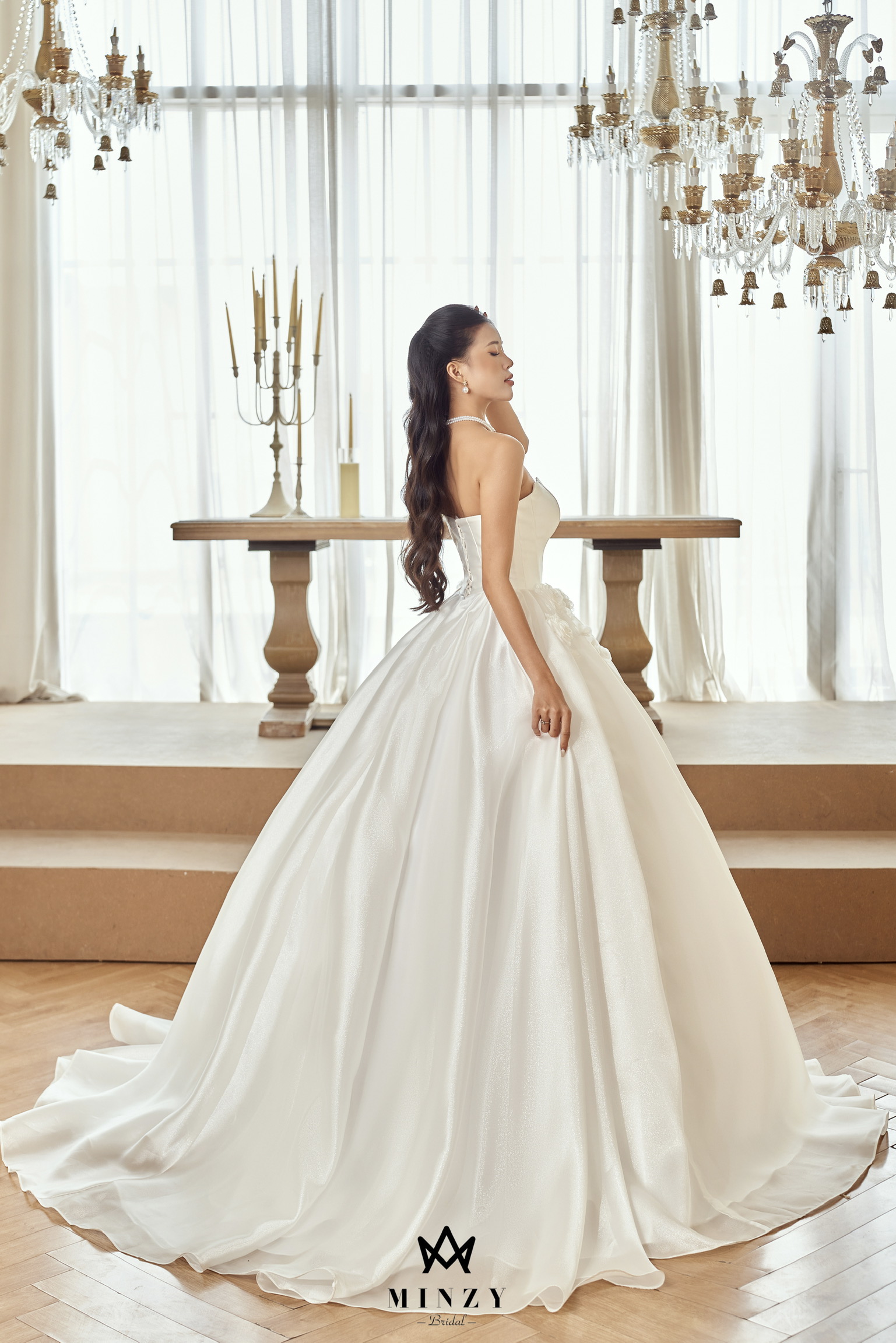 Elegant 27