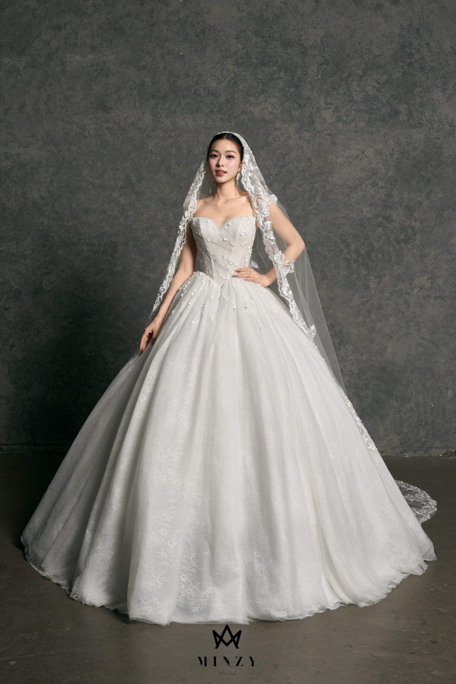 Elegant 80