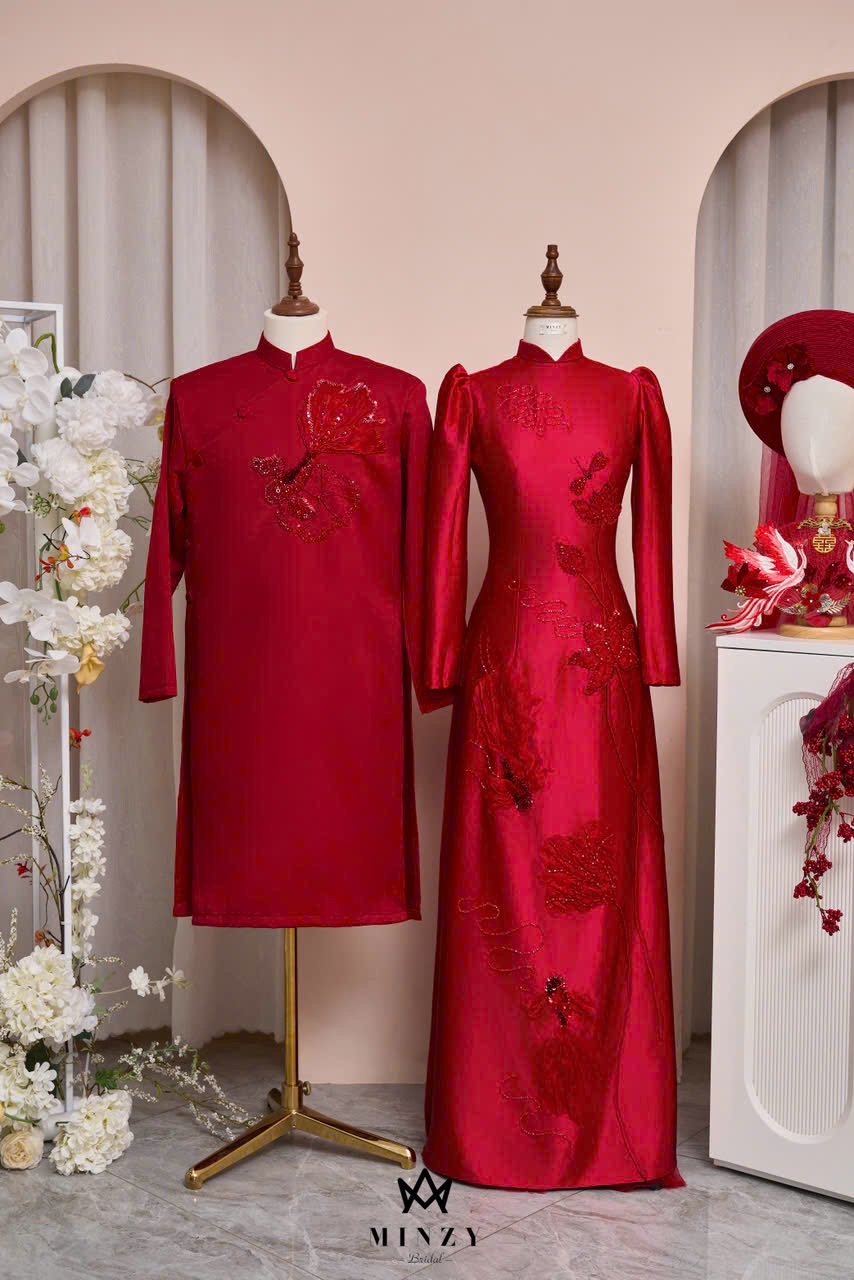 Áo dài cặp đỏ 39
