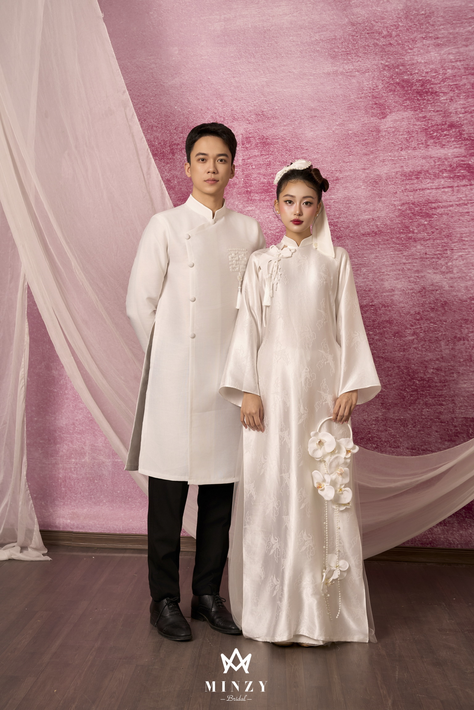 Áo dài cặp  trắng 55