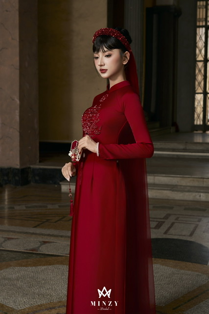 Áo dài nữ đỏ 17