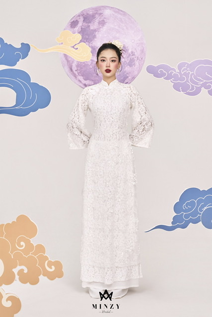 Áo dài trắng ren xuông 02
