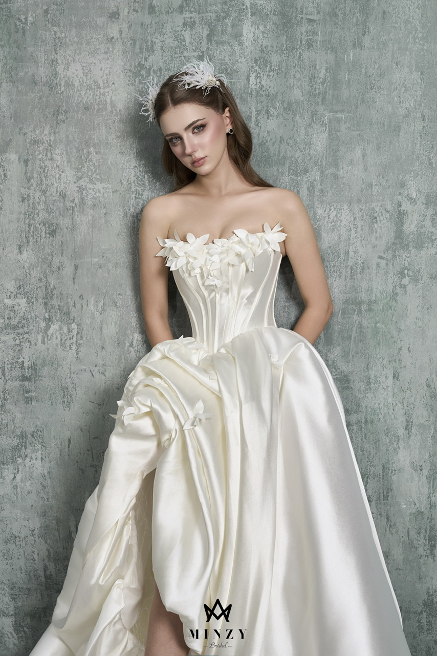 Elegant 233