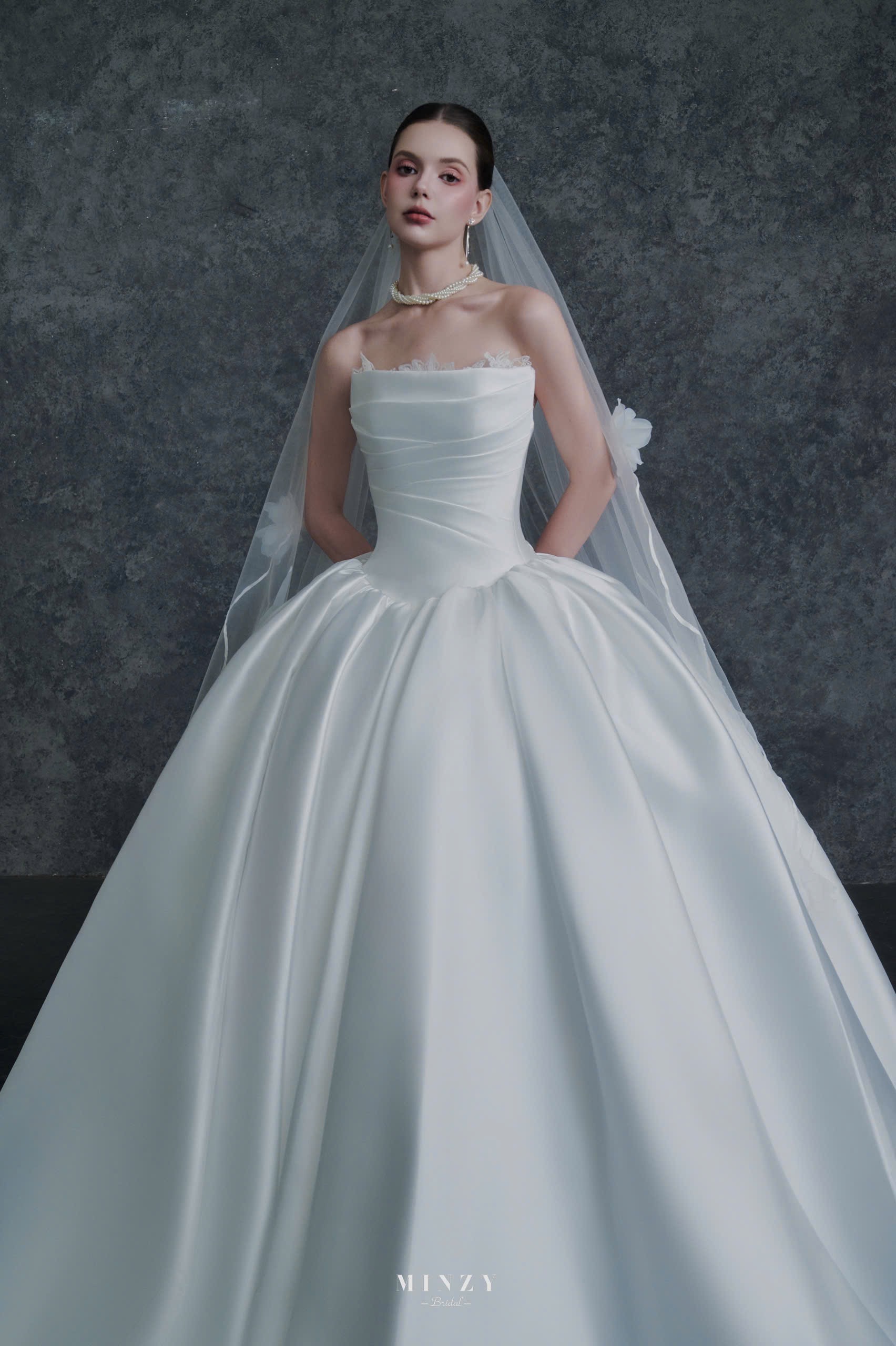 Elegant 253