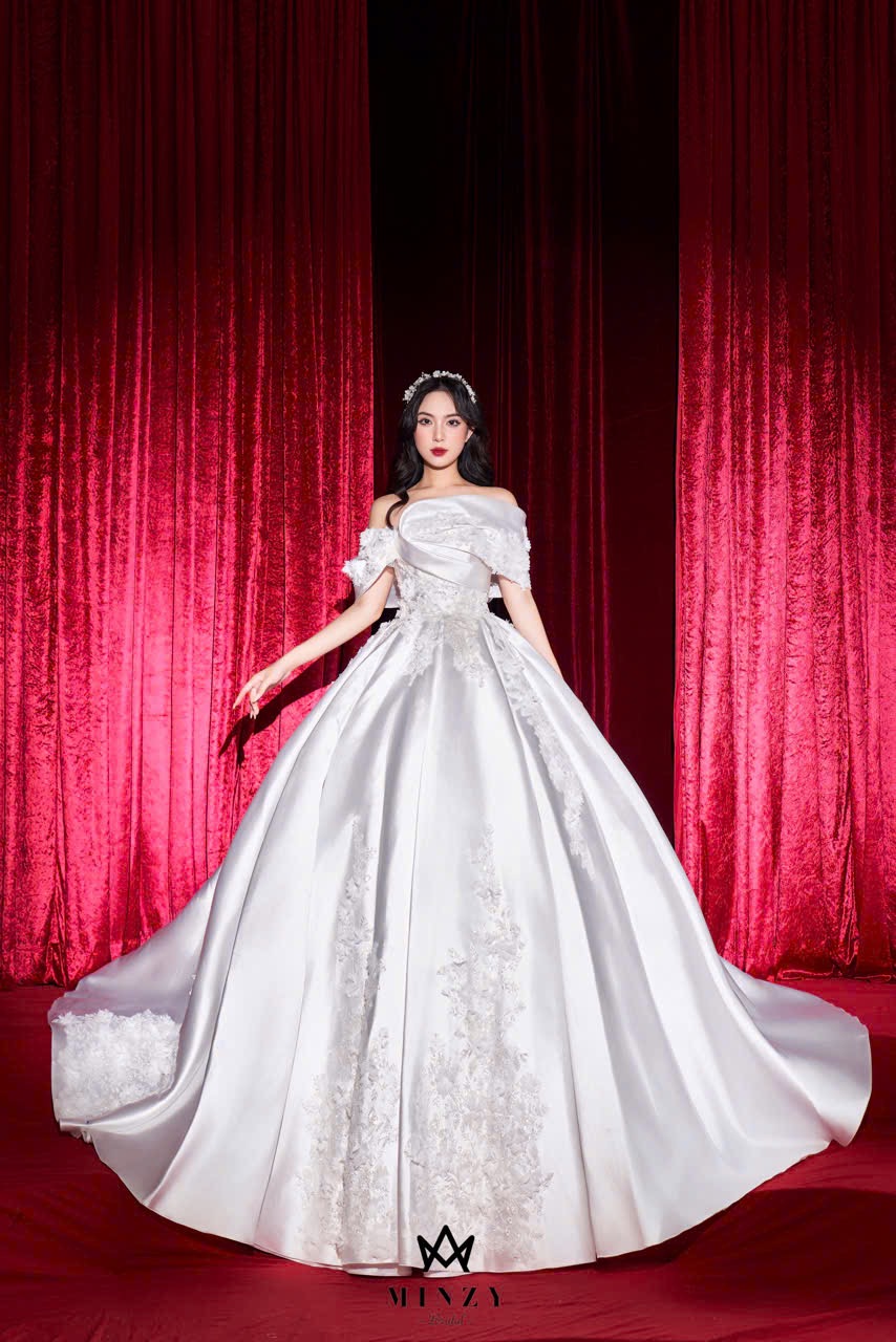 Elegant 07