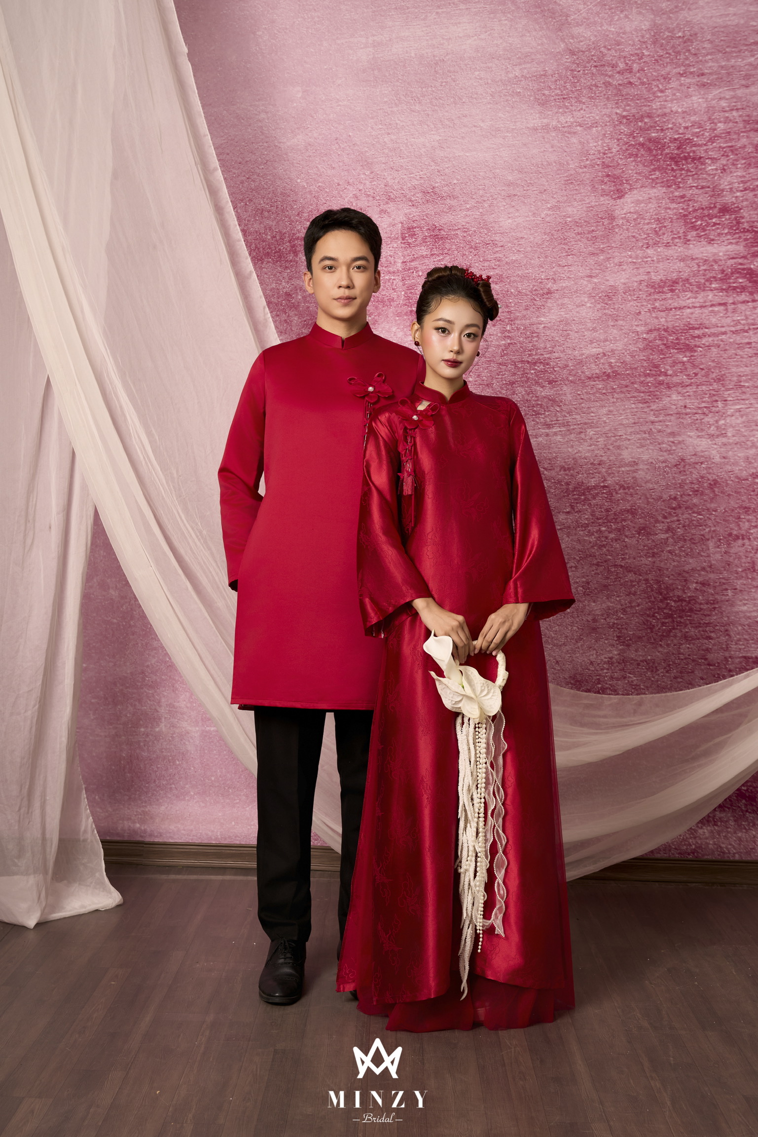 Áo dài cặp đỏ xuông 40