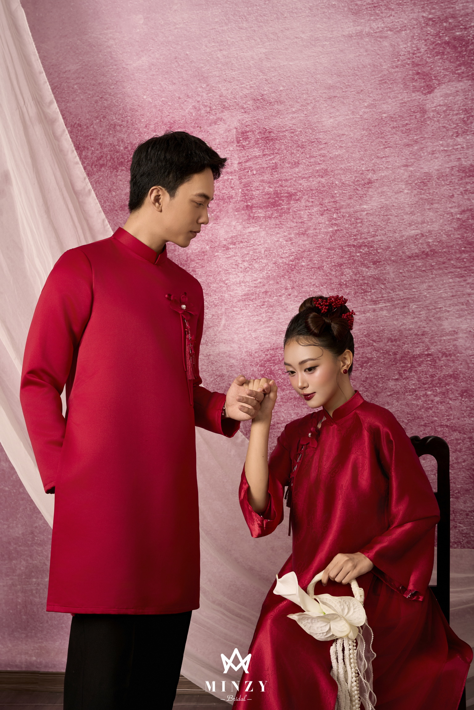 Áo dài cặp đỏ xuông 40