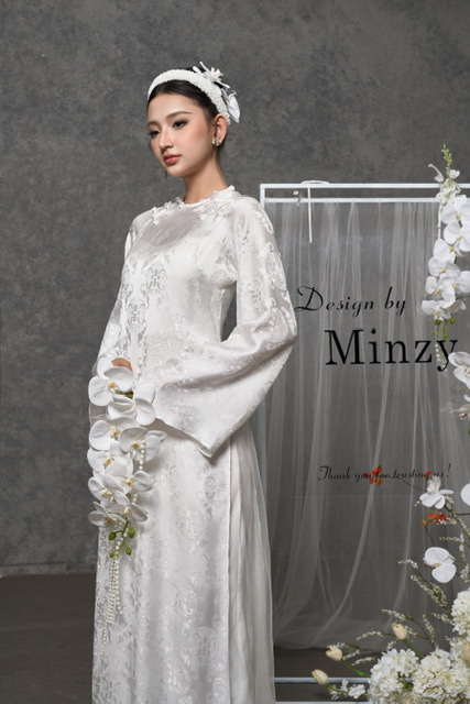 Áo dài trắng xuông 20