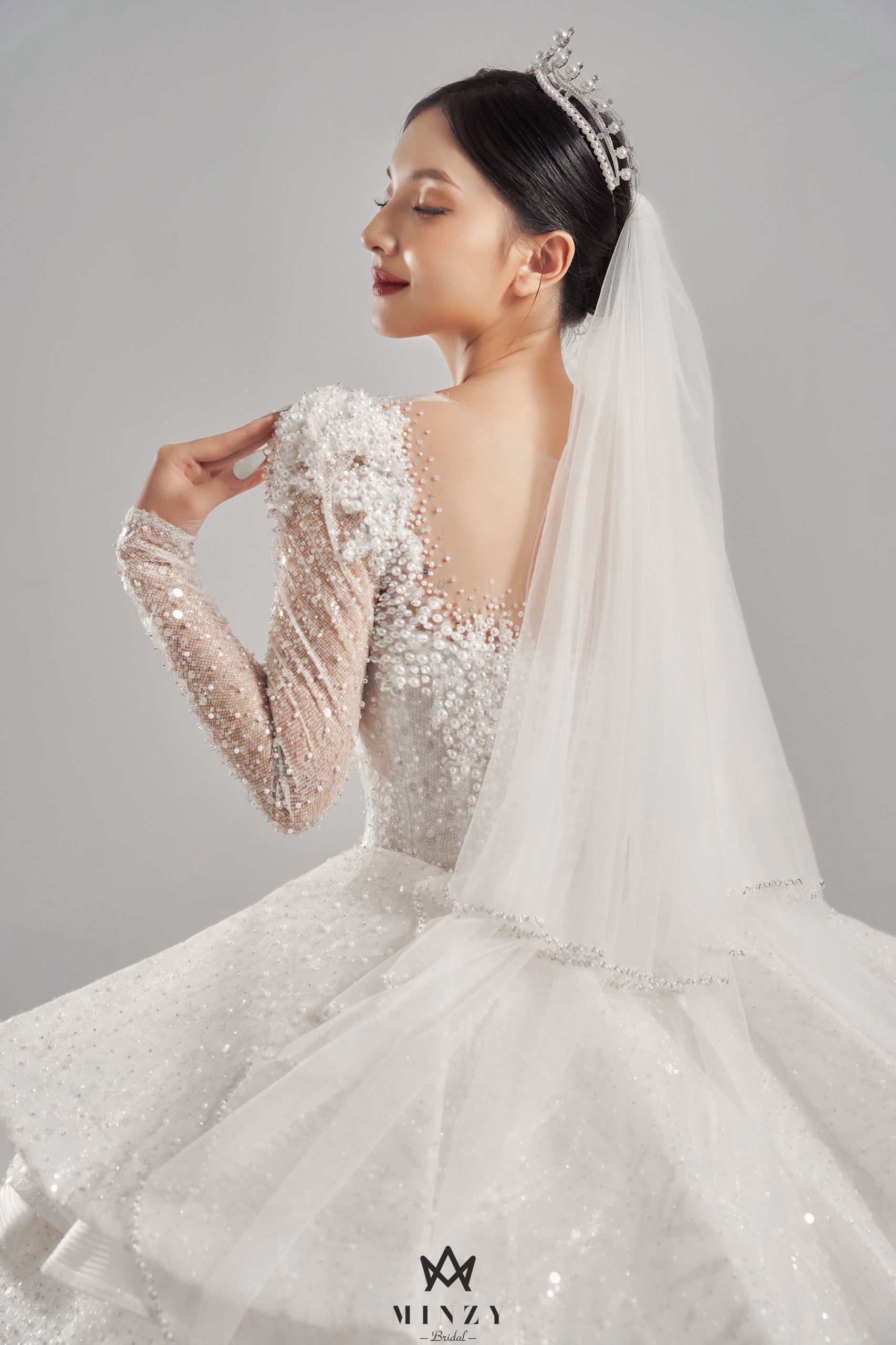Haute Limited 22