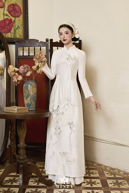 Áo dài cặp trắng 56