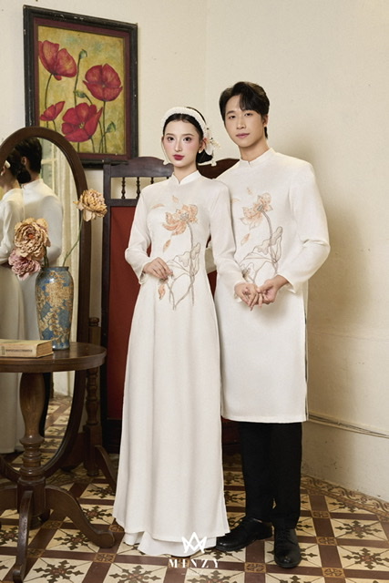 Áo dài cặp trắng 57