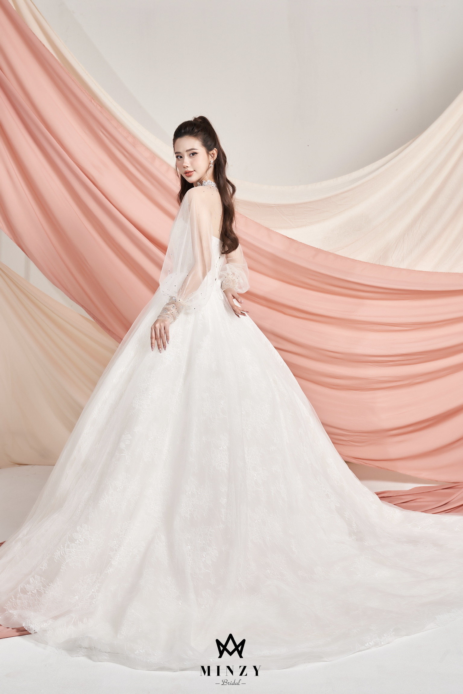 Elegant 02